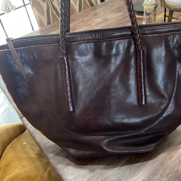 Noonday Collection leather bag. - Picture 2 of 8